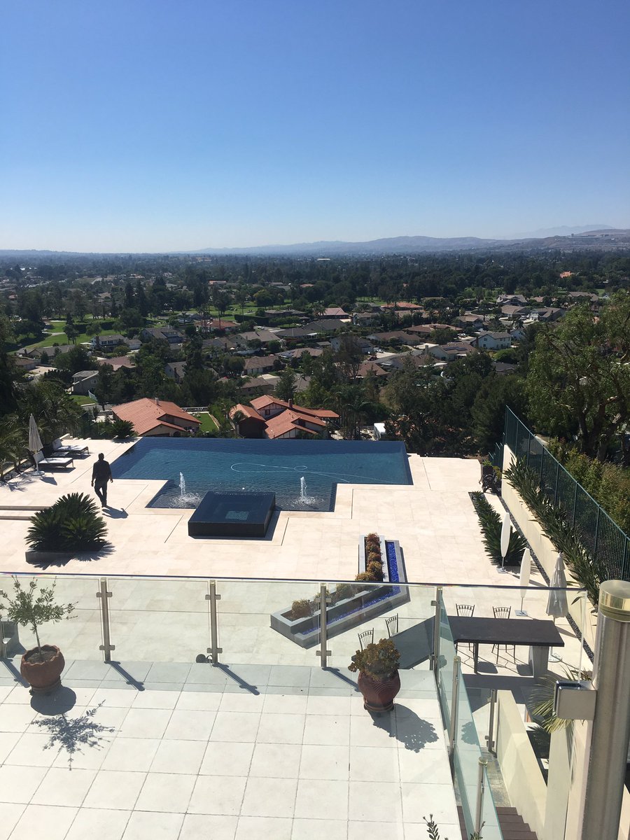 TheBestGinger13's tweet image. 