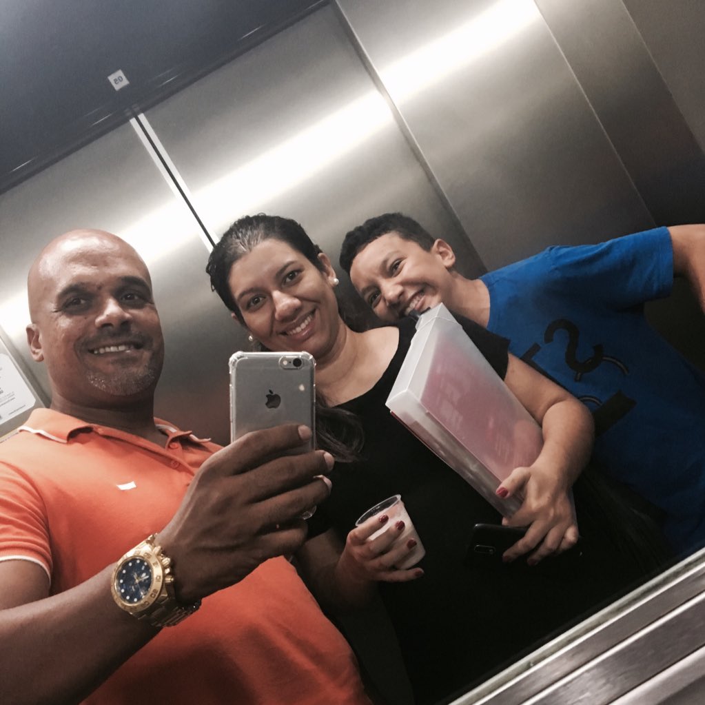 FabianoBand10's tweet photo. #NovaFotoDoPerfil https://t.co/L7o4wSC8y4