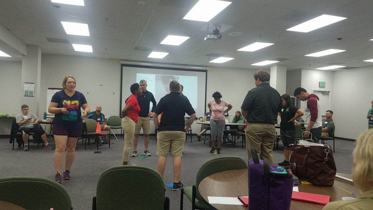 mmortonadpe's tweet photo. Loved presenting at the Maryland APE mini conference with @little_gunther and @luntzer! #MAPEC #adaptedPE https://t.co/1iya02r3Uz