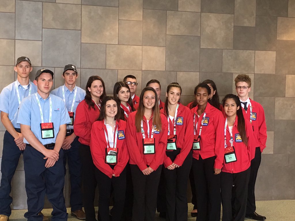 CosmoBCTHS's tweet image. BCTHS Pennsylvania ready for opening ceremony @SkillsUSA #NLSC17Live