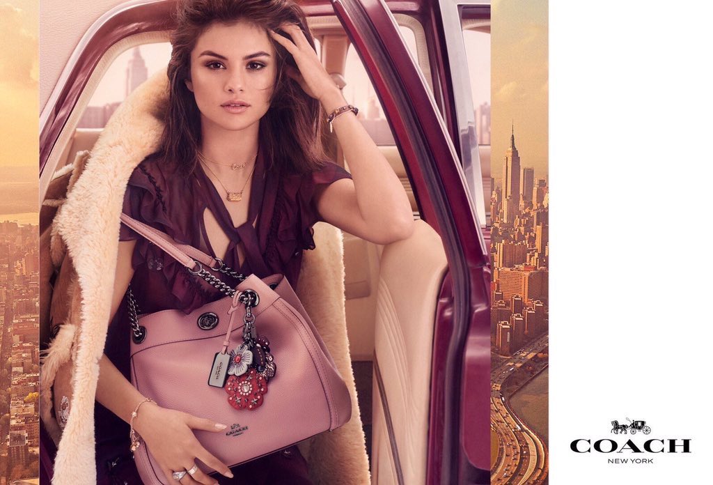 WORLDMUSICAWARD's tweet image. #SelenaGomez Stars in New #CoachCampaign by #StevenMeisel!😍🔥
facebook.com/worldmusicawar…