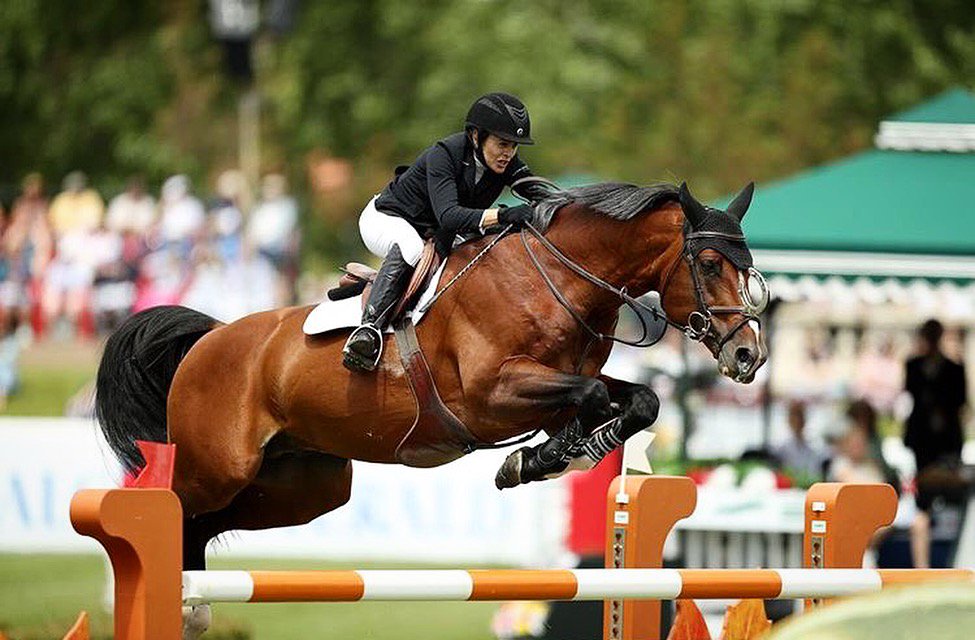 Look closely! Royce carried a little extra luck with him after throwing a shoe midway through his course at Spruce Meadows.