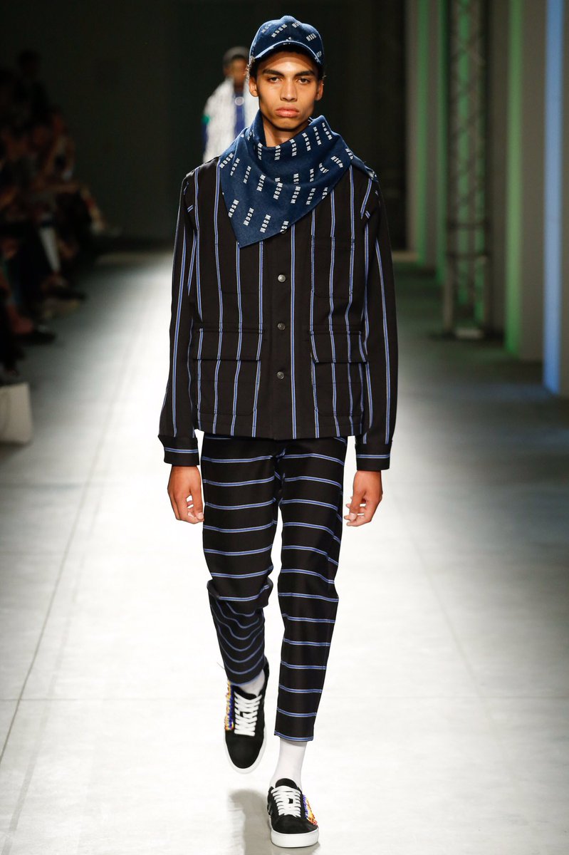 REDHAUSPR's tweet photo. MSGM Spring 2018 Menswear Collection | @msgm_  @voguemagazine | #spring18 #msgm #vogue #mwfm https://t.co/JmpcnpM9Yk