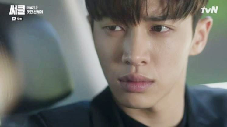 [친절한 리뷰]‘써클’ #이기광, 김강우 위해 희생
뭉클한 브로맨스
me2.do/Gf6PNn0k
다시 기억을 차단할 수도 있는 상황에서 이호수는 자신을 희생했다.기억차단이 되면 제 기억 다시 살려낸다고 약속해달라는 말로 의지를 피력했다