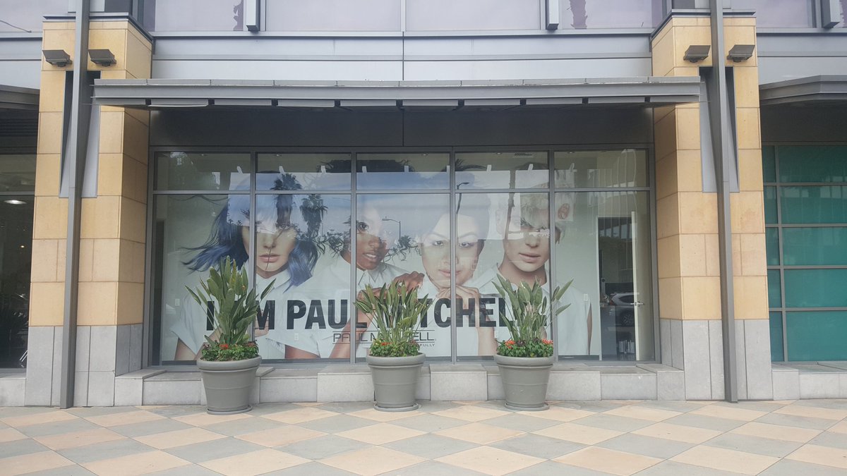 DrDecalsInc's tweet photo. Paul Mitchell
#drdecals #wallmural #wrap #wallwrap #3m #vinylwrap #LAinstaller #graphicinstall #graphics https://t.co/uoTBq8NcrS