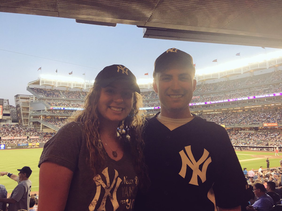 mattricker5's tweet photo. @Yankees nice night for a game! #MobilizingNY https://t.co/DPcx4i8xfH