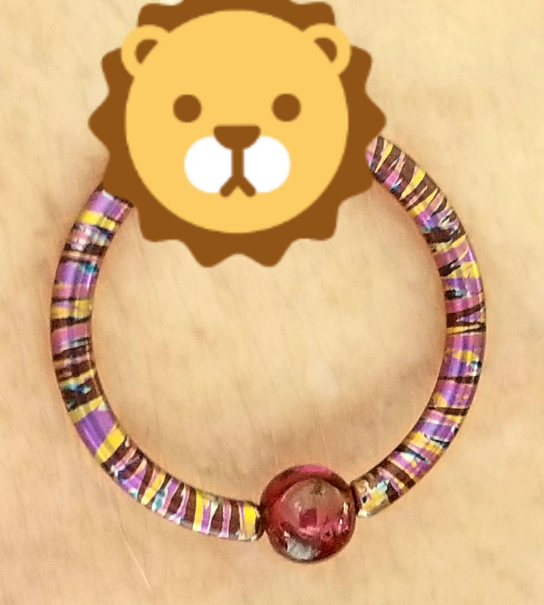 HankDesigns's tweet image. 14ga Niobium, w/garnet captive.  #piercing #bodyjewelry