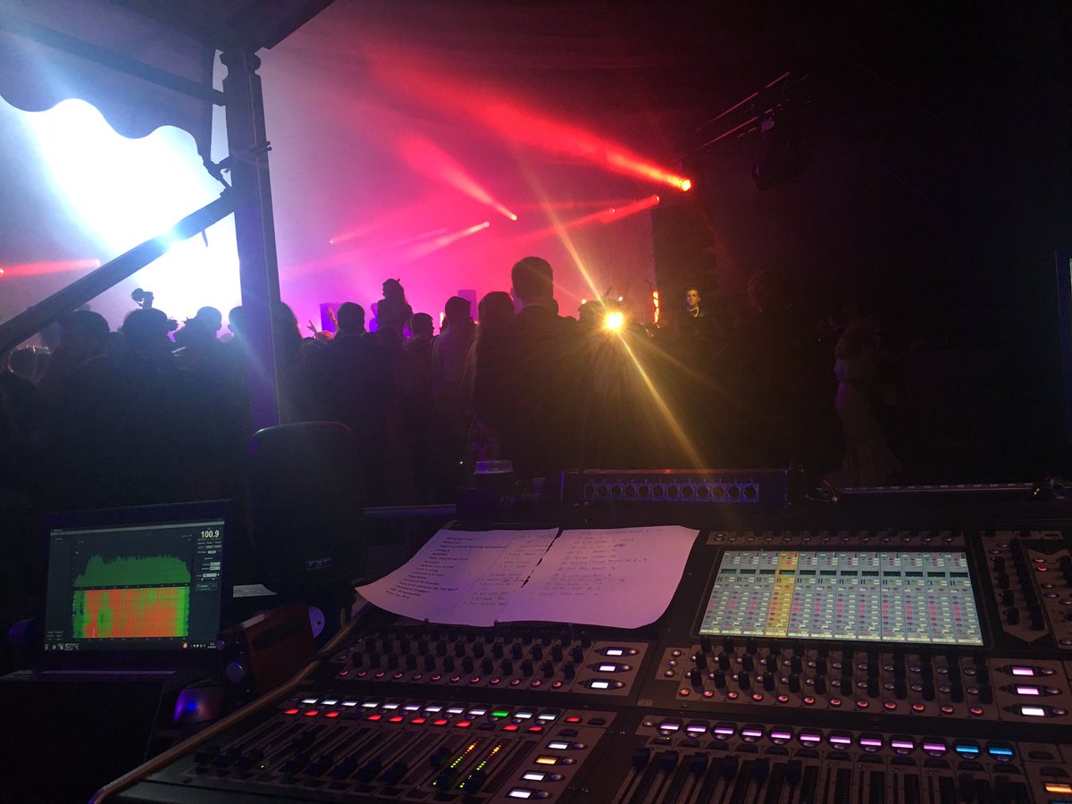 danielprodsvcs's tweet photo. 2am and going strong. Mixing FOH audio for @hawthornbiz at St John's Ball, Cambridge 2017 @DiGiCo_official @dbaudiotechnik https://t.co/JCUzucFRF0
