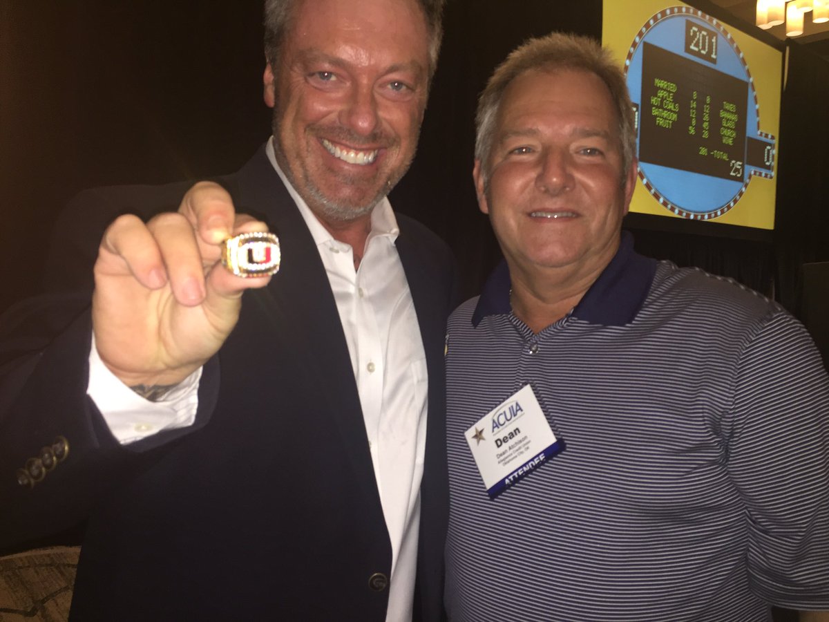 AtchisonOK's tweet photo. Emmy Award winner is wearing the Union State Championship Ring!  #UnionRedskins #ACUIA2017 https://t.co/oqfIYNSMuH