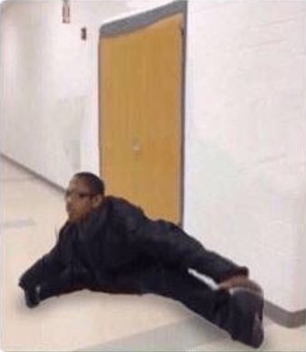 LowkeyKorra's tweet photo. The floor is The Legend of Korra https://t.co/nzEYFUztCn