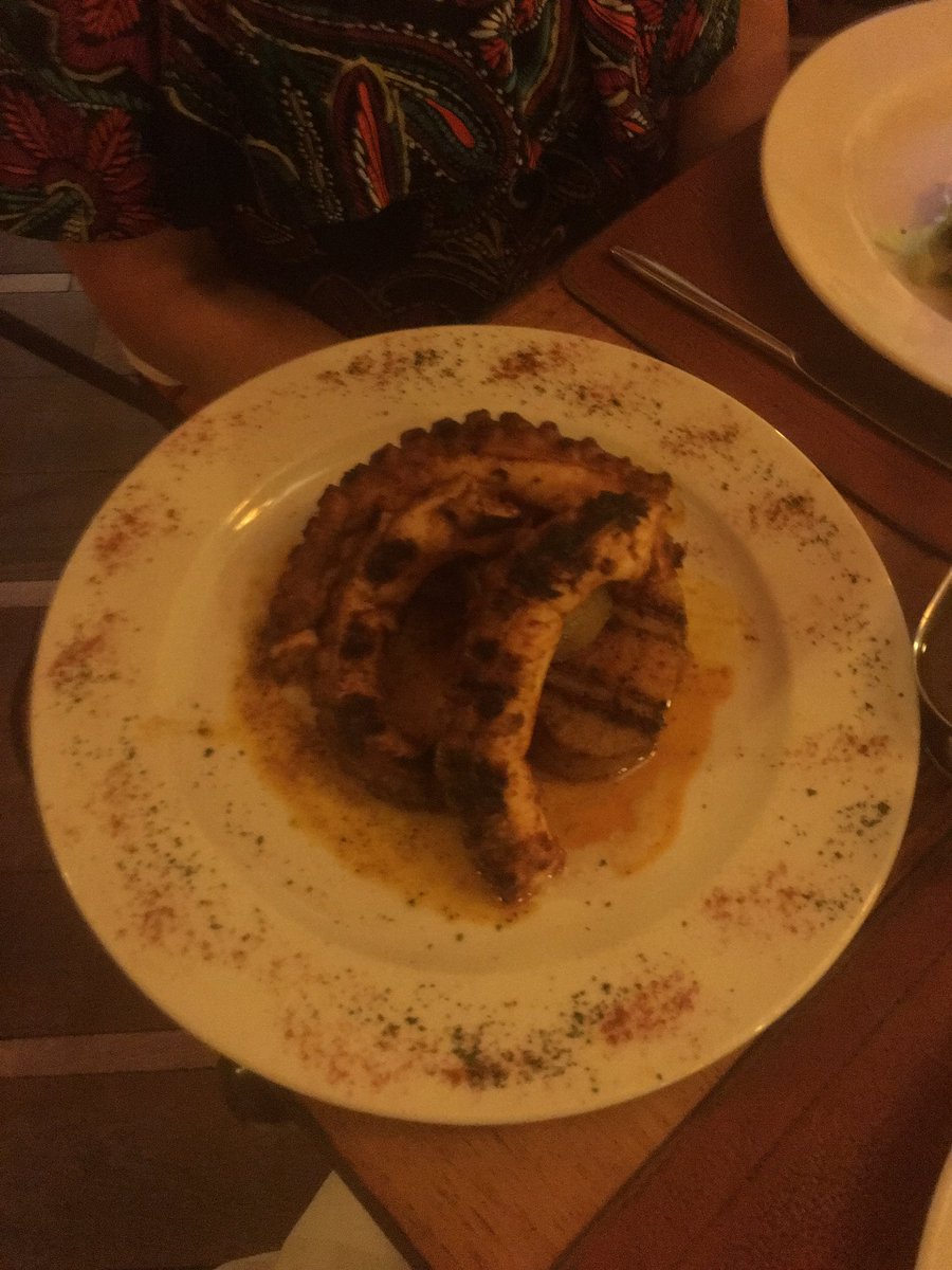 Best octopus ever..service was better #DisfrutoPuertoMadero