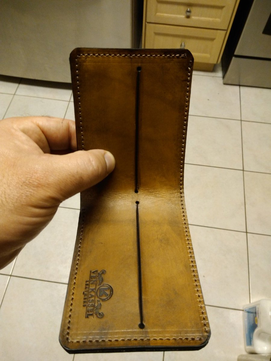 VKLeathers's tweet photo. Project 170, Wallet https://t.co/XAQzGsde5Z https://t.co/IsrmPocGQV