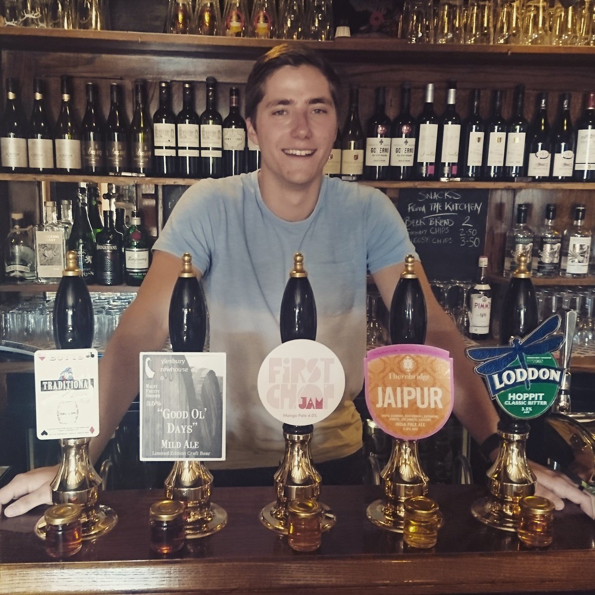 AnnabelPearson1's tweet photo. #HumpDayMotivation #beeryfun @BELL_BEER @buttsbrewery @AylesburyBrewCo @firstchopale @thornbridge @Loddonbrewery https://t.co/9d6m05eDou