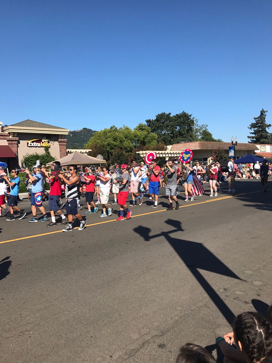 SRVUSD1's tweet photo. The @WERSR marching band did a great job at the @DanvilleINFO 4th of July parade yesterday! https://t.co/bsMs8ZYYfx