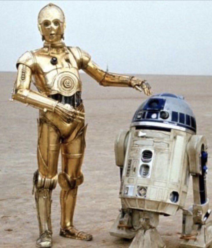 RedFaceGolf's tweet photo. #C3PO was all gold right? Wrong check out his right leg #MandelaEffect https://t.co/Ylb34IEmdO