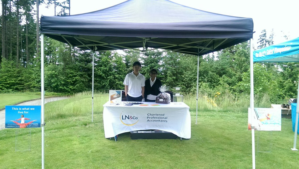lorennancke's tweet photo. Lawrence and Rachael representing our team the other week at the 4th annual DO Business on the Green golf tournament! #DOGolf https://t.co/y47AL28g6v