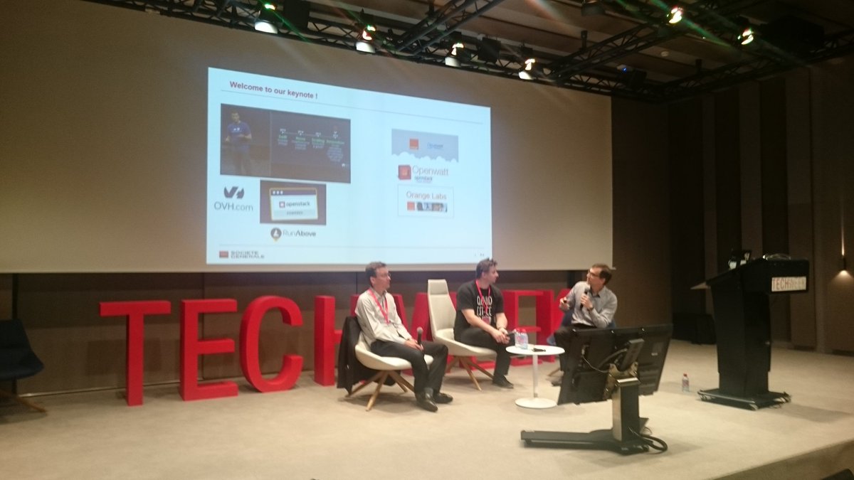 value2020's tweet image. #TechWeekSG c'est parti #openstack avec @olesovhcom cc @bretones