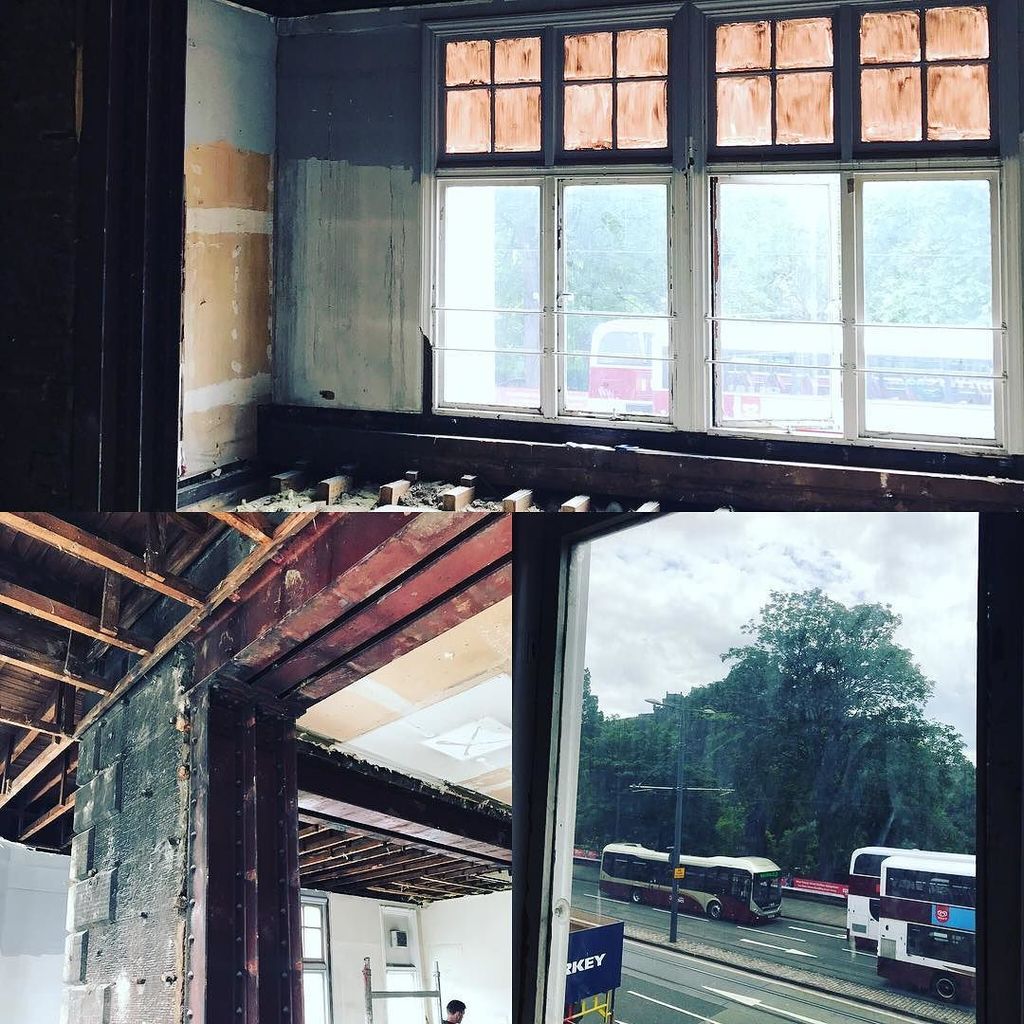 And it's gone! No lift, just views across Princes St to the castle. Plenty of steel beams in this one! #refurbishm… ift.tt/2tI9dno