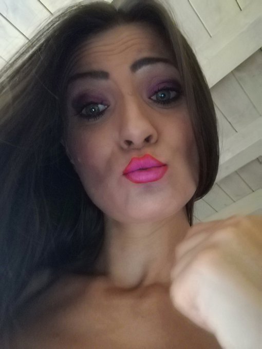 Ciao porcellini 🐖🐷🐽🐷🐖 Vi aspetto su #cam4 fra poco!! @Cam4Retweet @Cam4_UK @Cam4_IT @CescLoL @Cam4_ES<a href="/tag/cam4"class="tags">#cam4</a>