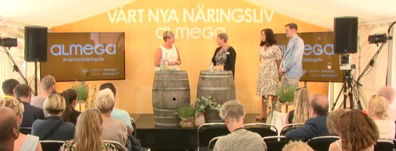 enbraplats's tweet photo. Omsorgsdirektör @borjesson62 berättar om #TrueChallengeHbg som gott ex #digitalisering #vård #omsorg #vof #vårtnyanäringsliv #Almedalen https://t.co/tJK5BursNM