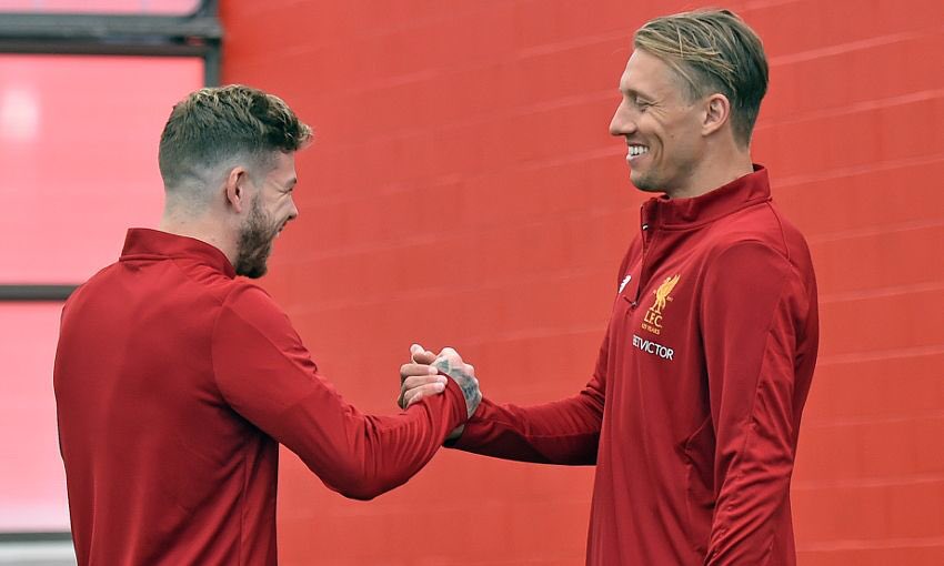 LiverpoolAr's tweet photo. ( 2 ) صور لعودة لاعبي ليفربول لميلوود https://t.co/3JGTybrHFv