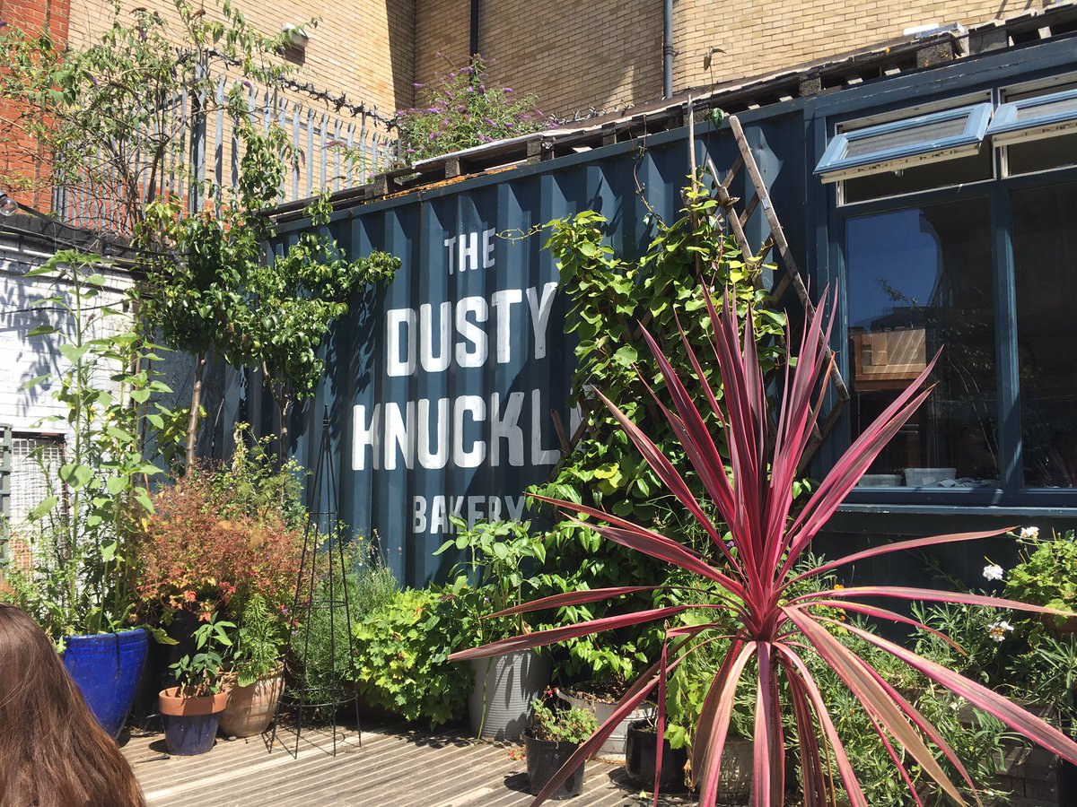joshspero's tweet photo. How have I just come to @thedustyknuckle after seven years in Dalston‽ Amazing spiced lamb sandwich today https://t.co/0KMiWk55U9