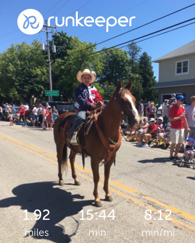 BlueGrassGeo's tweet photo. Return run from #Bailyesharbor parade https://t.co/UexmcmeKw4
