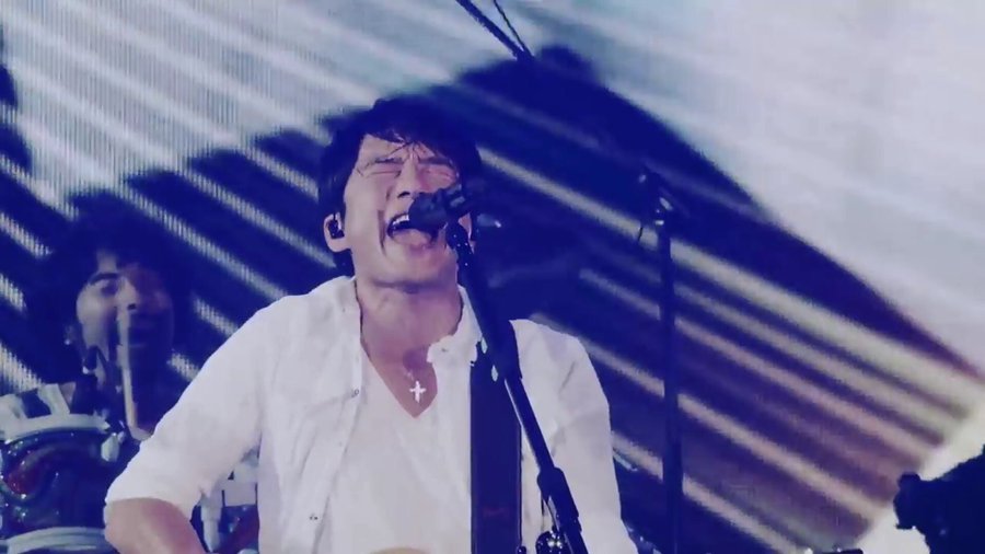 ミスチル桜井和寿の頭髪画像は 京セラドーム大阪ライブ 17 7 5 Pick Journal