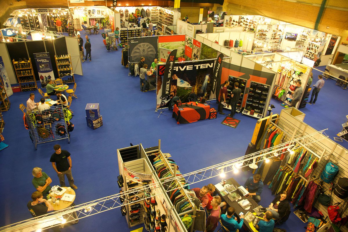 KORSevent's tweet photo. Another busy at at KORS! Great to see lots of fantastic new kit and familiar faces. https://t.co/VKZ1FgsYA7
