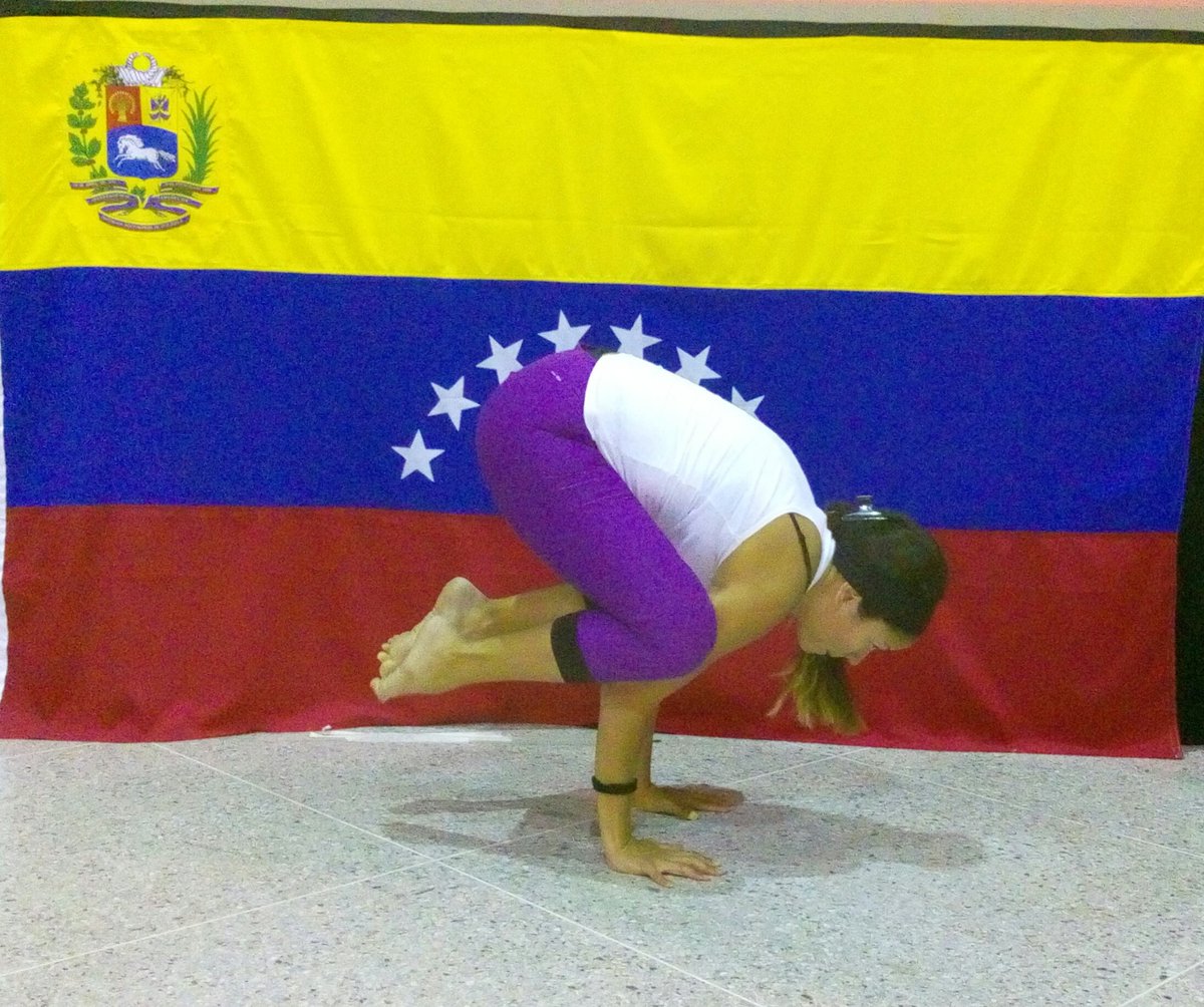 ailathan's tweet image. Mi querida #Venezuela 🙏... #FelizDiaDeIndependencia #yogalover