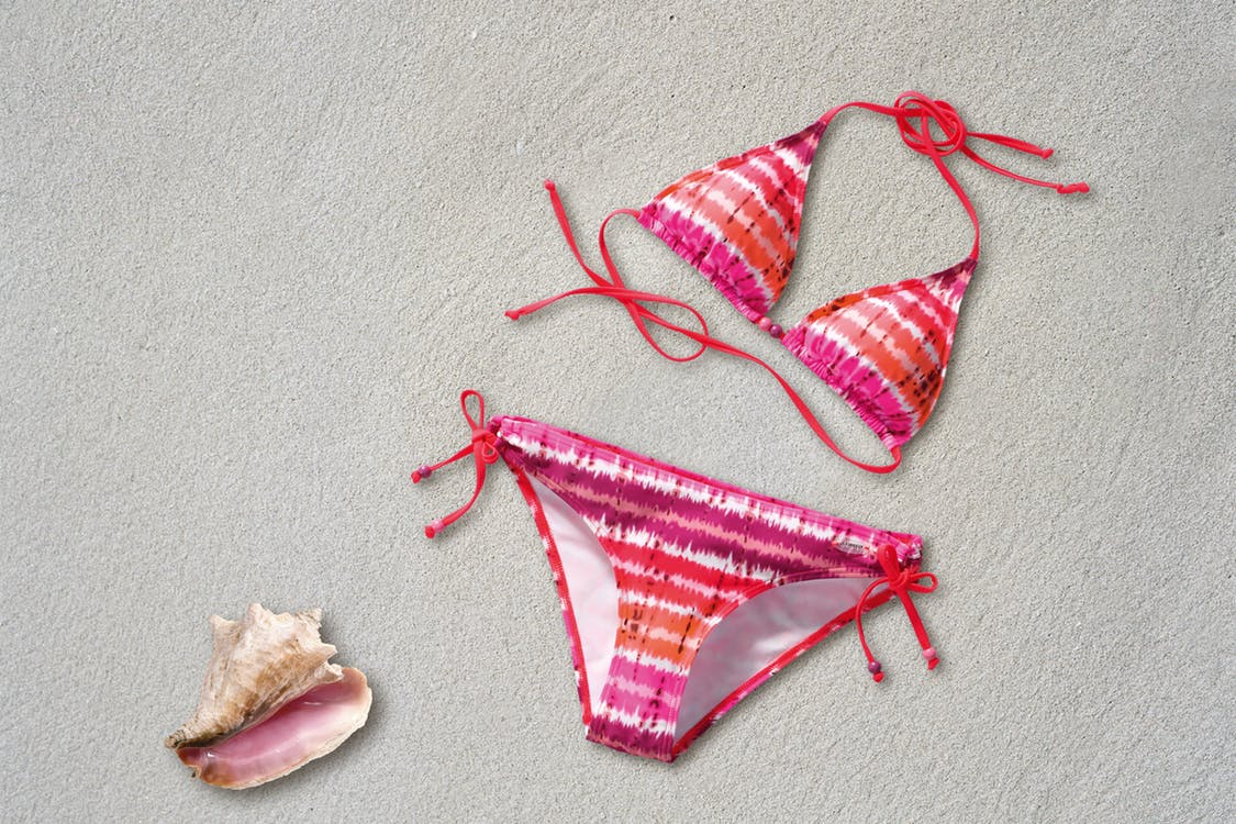 I dag er det International Bikini Day! 👙🍍 Feir ved å skaffe den en ny bikini!  -> goo.gl/GsPxip