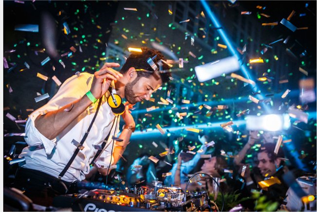 EdelEvents's tweet image. Geef jouw gasten de best mogelijke experience! Wij tillen jouw event naar een hoger niveau met toffe muziek, gave aankleding &amp;amp; verrassingen!