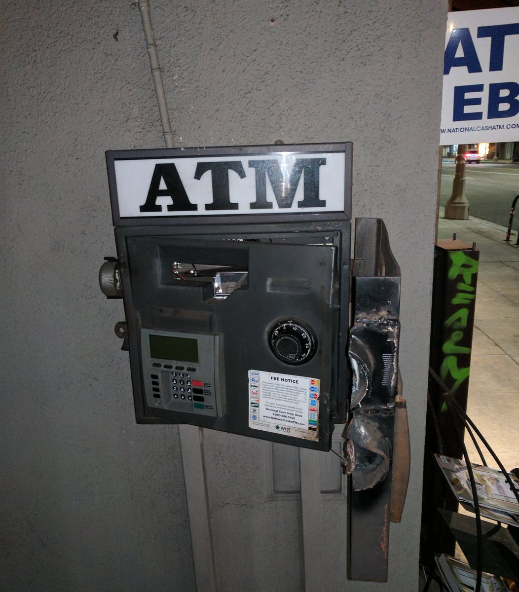 JakobHeidelberg's tweet image. This guy really made an effort to collect :) #atmviolence #brokenstuff