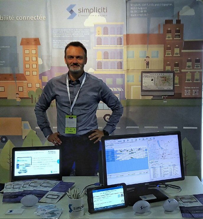 _simpliciti's tweet photo. Journées #AGIRtransport 
Delphine et Frédéric vous donnent rendez-vous sur le stand 25 pour une démo XE Mobility ! https://t.co/vAcrIHL1y9