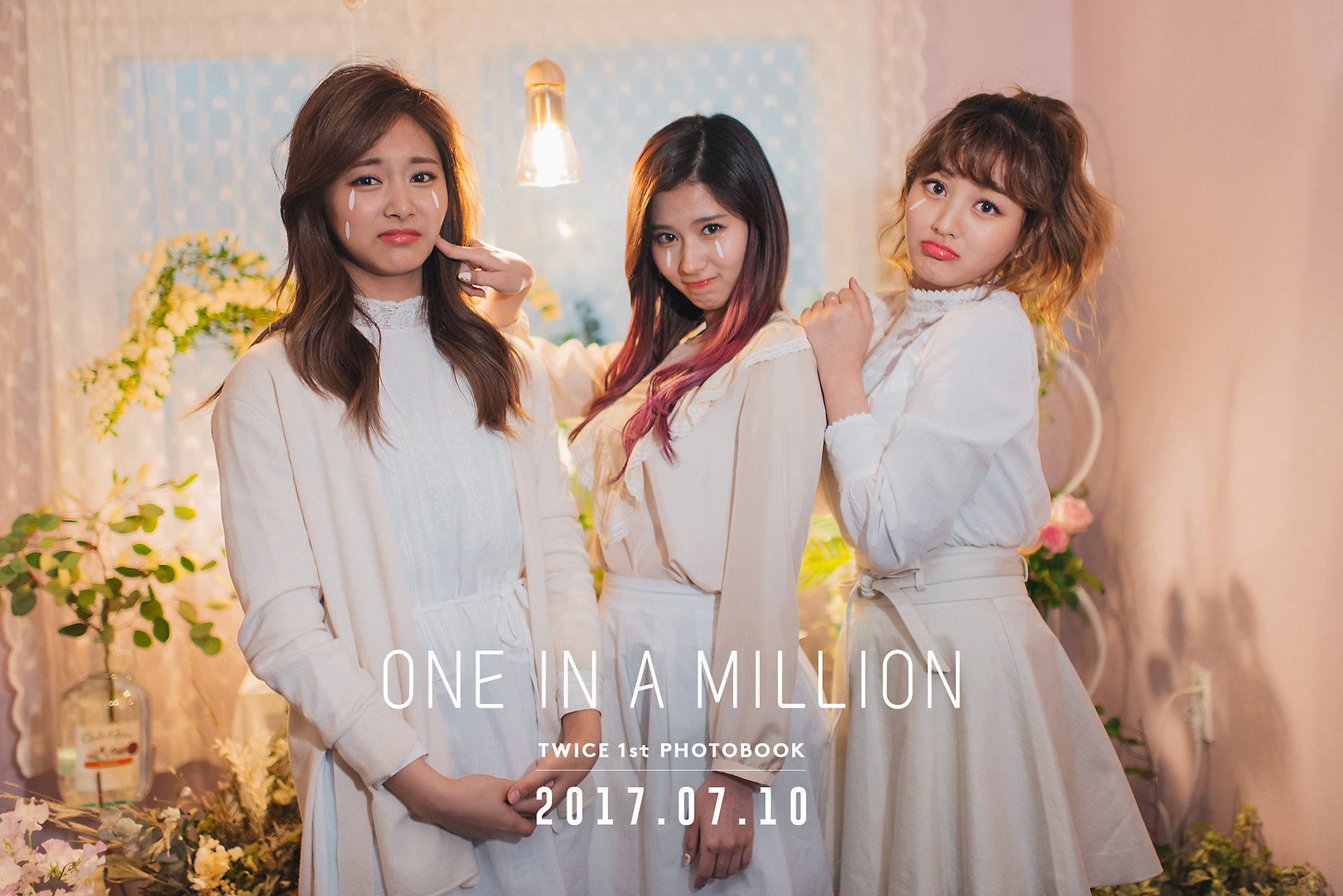 Twice Twice 1st Photobook One In A Million 17 07 10 Twice 트와이스 Oneinamillion Twice Twice 1st Photobook One In A Million 17 07 10 Twice 트와이스 Oneinamillion