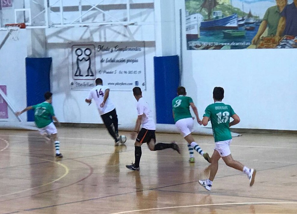 ADAParqueLisboa's tweet photo. Descanso en el partido del #Juvenil π #CalpeFutsal 1 a 1 en el marcador... #CBC7 #CostaBlancaCup @FutsalCBC #SomosParque π β½ π https://t.co/qIoClzl1VF