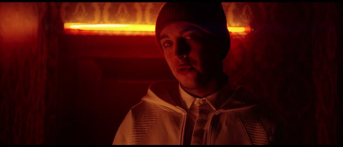 iamnicklovera's tweet photo. The end https://t.co/9yCPHTpzNm