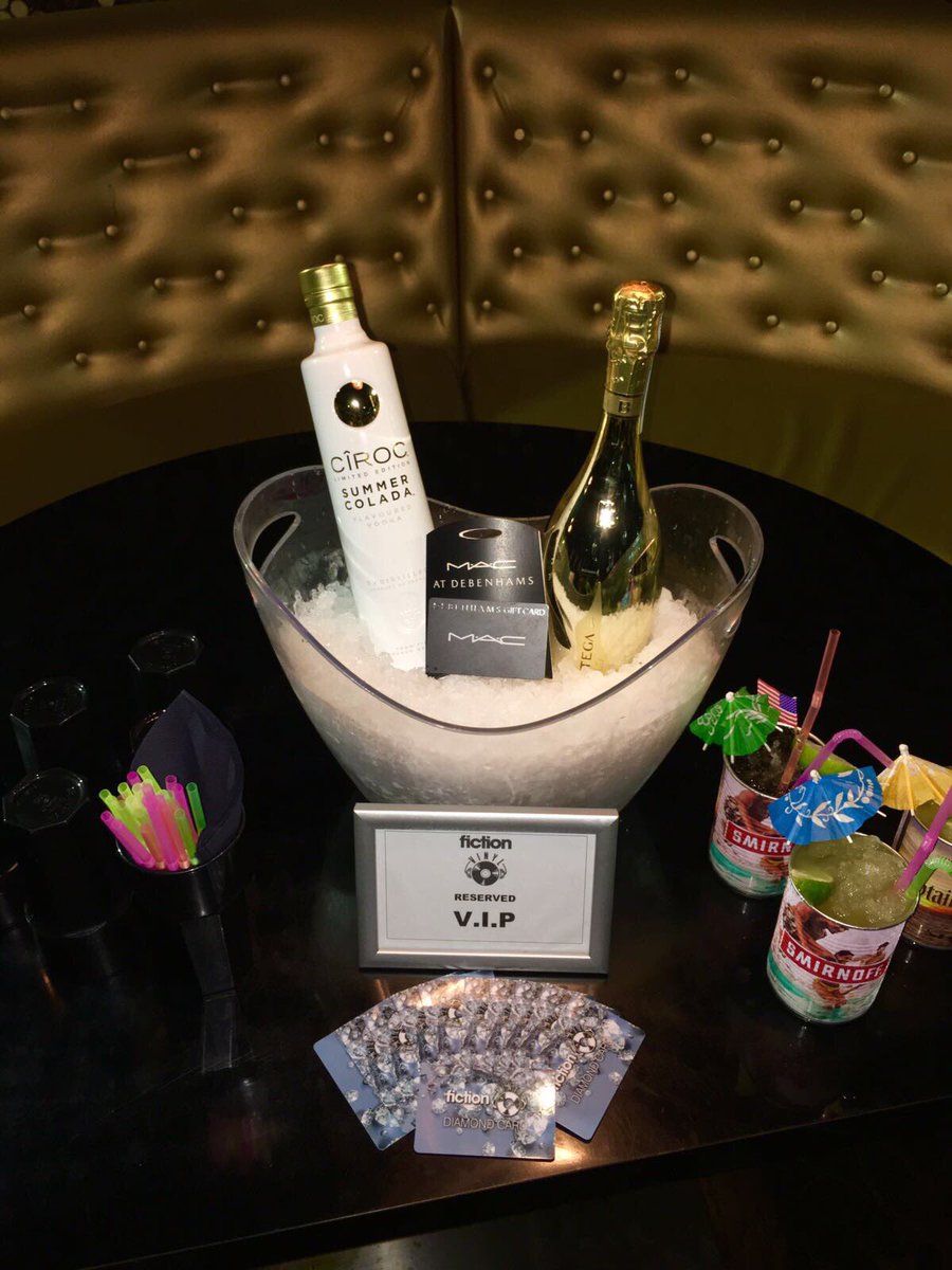 FictionSwansea's tweet photo. 🎉COMP TIME 🎉

💃🏻Entry
🎈VIP Booth
🍸 Btl of Ciroc Summer Colada
🍾 Btl of Prosecco
🍹 Cocktails
💅🏼 Mac Vouchers

RETWEET to win this weekend! https://t.co/kMQvYSdKfx