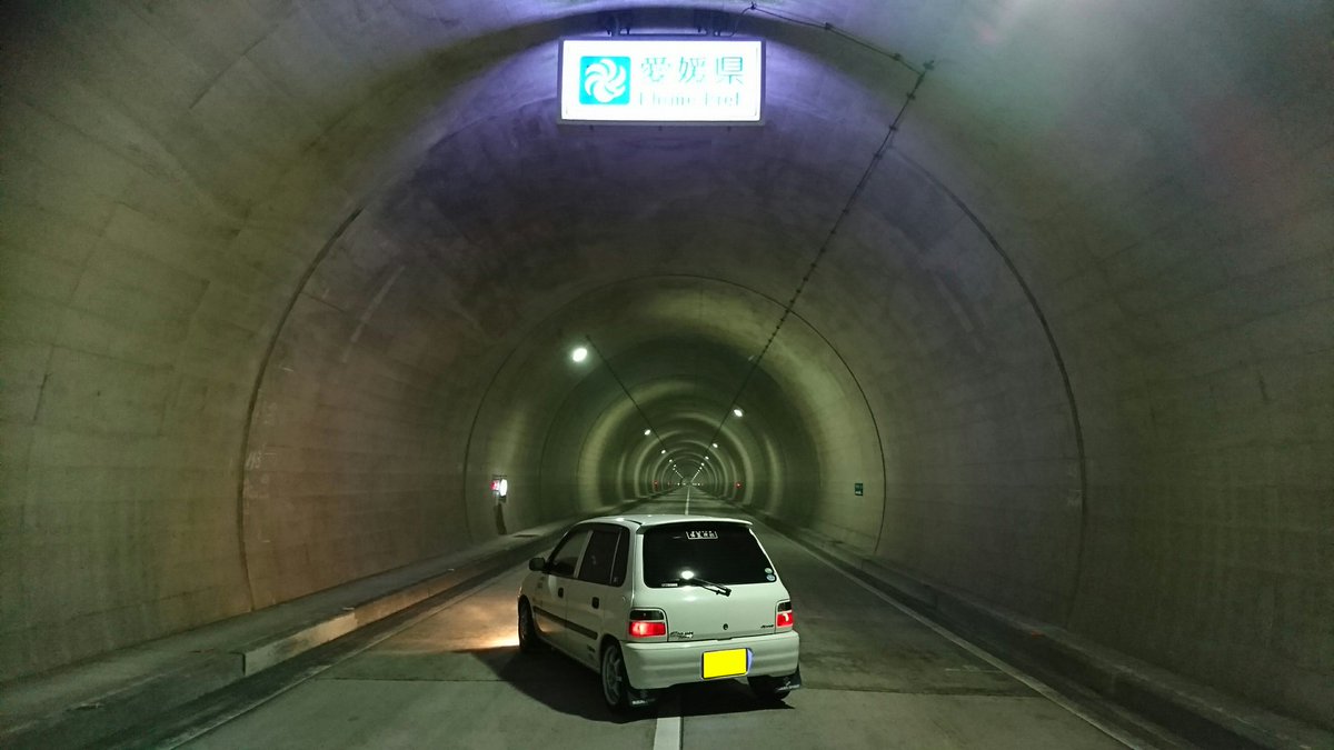 宇宙人 51SweKp2PwL._UF350,350_QL50_.jpg