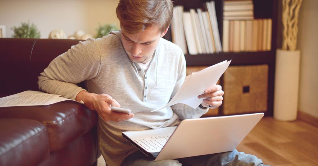 freecreditscore's tweet photo. Dealing with debt? Here are 25 insights that can help. https://t.co/meahN25df9 https://t.co/m27t63d8YU