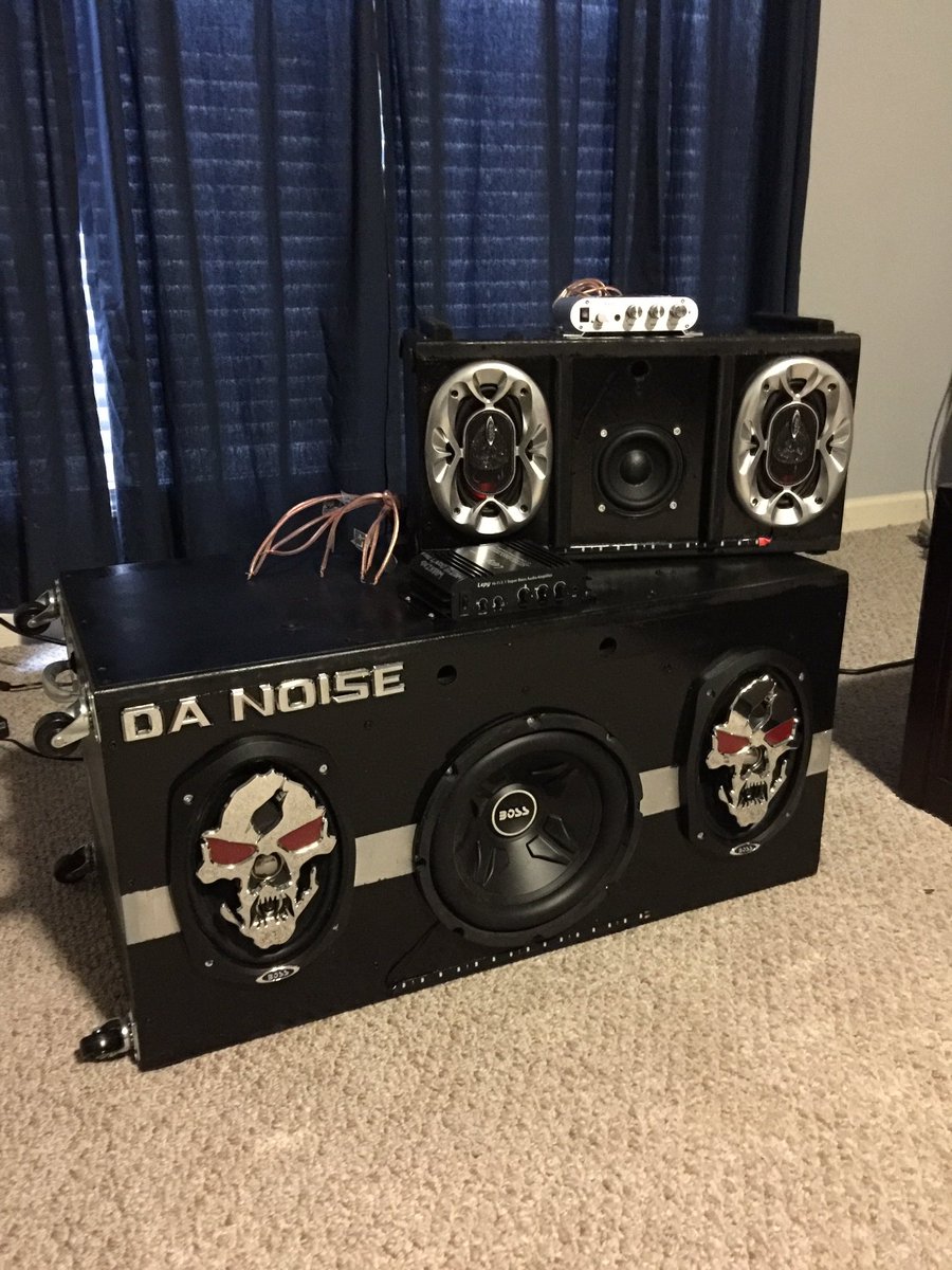 bandera_coup's tweet image. My hobby that influence my major. 2013, 2014, 2015, 2016. #eletricalengineering