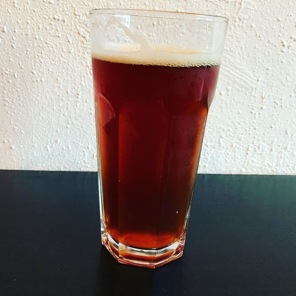 madhape's tweet image. #redsailsipa самое вкусное пиво, которое я пробовала 🔥🤘🍺 #workweekwarrior #beers #chacknorrisbar ift.tt/2sjLfec