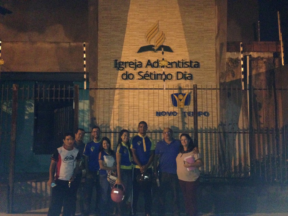 Lindíssimos os novos Símbolos/Letreiros da #IASD Canaã. Muito obrigado irmãos Alexandre e Vilma. Só falta pintura, passa chuva!#IgrejaViva