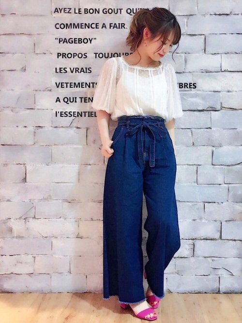 ページボーイ Wear Staff 仙台エスパル店スタッフ Honoka ガーリー カジュアルのmixが得意な 彼女の着こなしは みんなのお手本になること間違いなし Follow Me T Co Wfhfgcrokr T Co 8hzr85bkmb Twitter