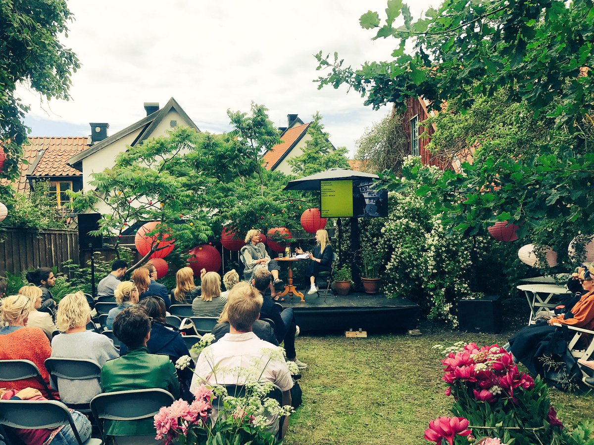 sthlm_femfilm's tweet photo. Intressanta diskussioner när Josefin Eriksson från @DrivetPodcast intervjuar @AnnaSerner i #Almedalen! https://t.co/kUeSix6YFB