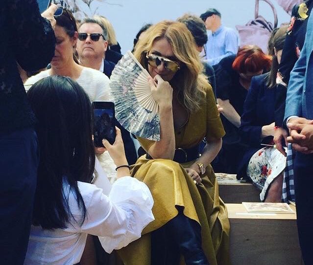 dionisdior's tweet photo. Today at fashon week in Paris😍💛 #CelineDionLive2017 #fashionweekparis #celinedion https://t.co/ShgwR8VdmB