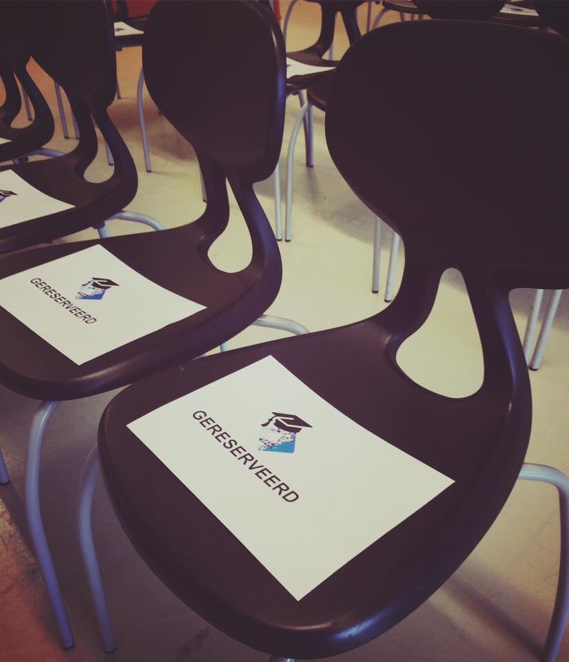 De diploma-uitreiking zit erop! Alle geslaagden (94%) gefeliciteerd en veel succes in jullie verdere loopbaan!