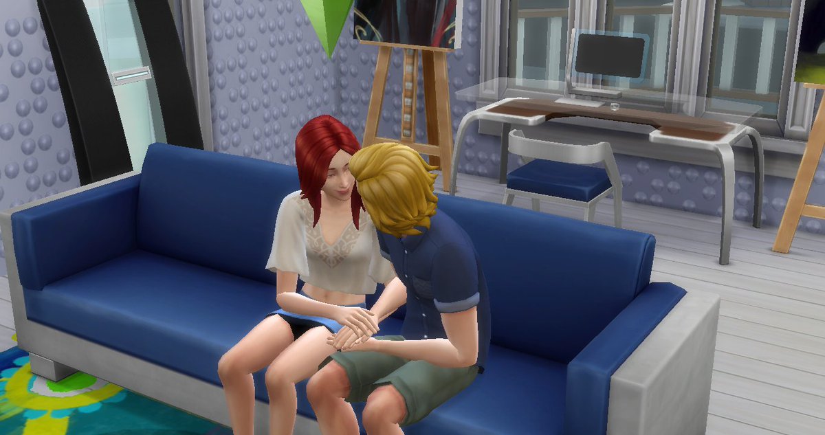 SimmingWithEm's tweet image. Karina and Eugi are about to move in together 💕