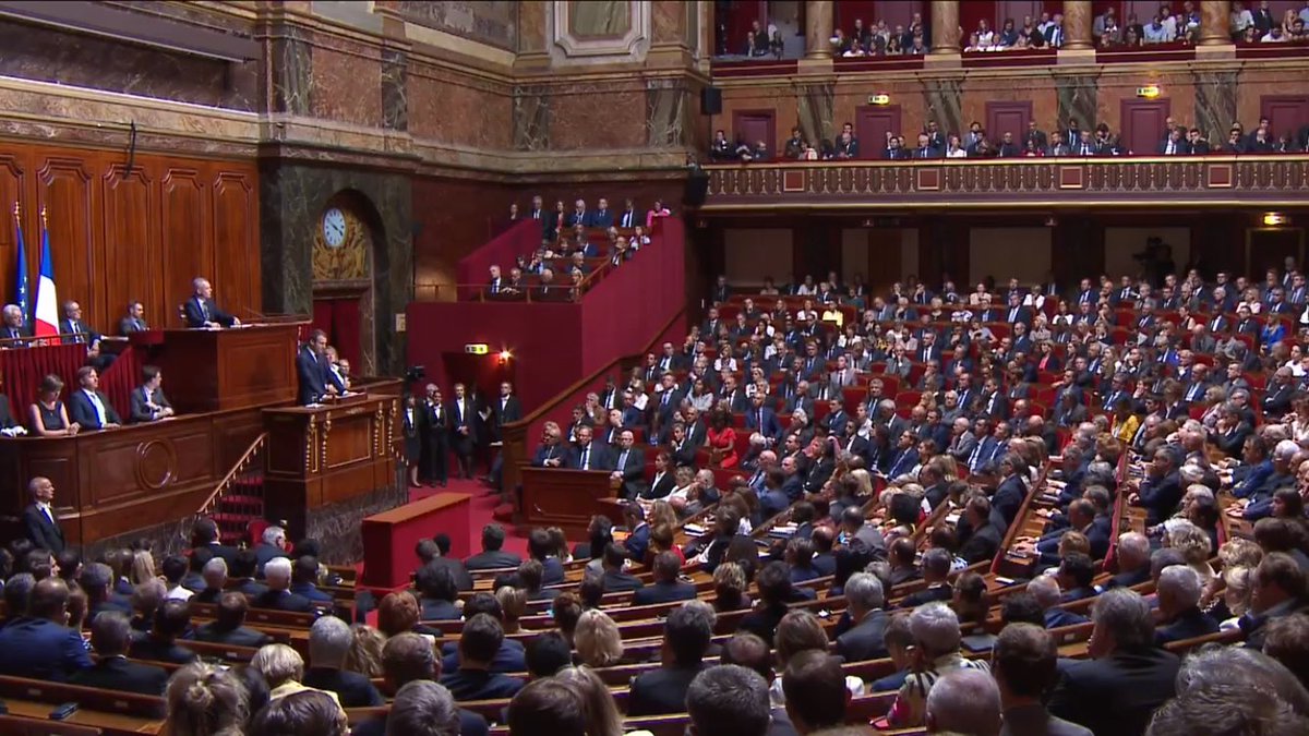 JustineHVet's tweet photo. Libérer, protéger, réconcilier a été et restera le fil rouge du projet progressiste porté par @enmarchefr #LREM #EnMarche #CongresVersailles https://t.co/0Tx6AVYpW5