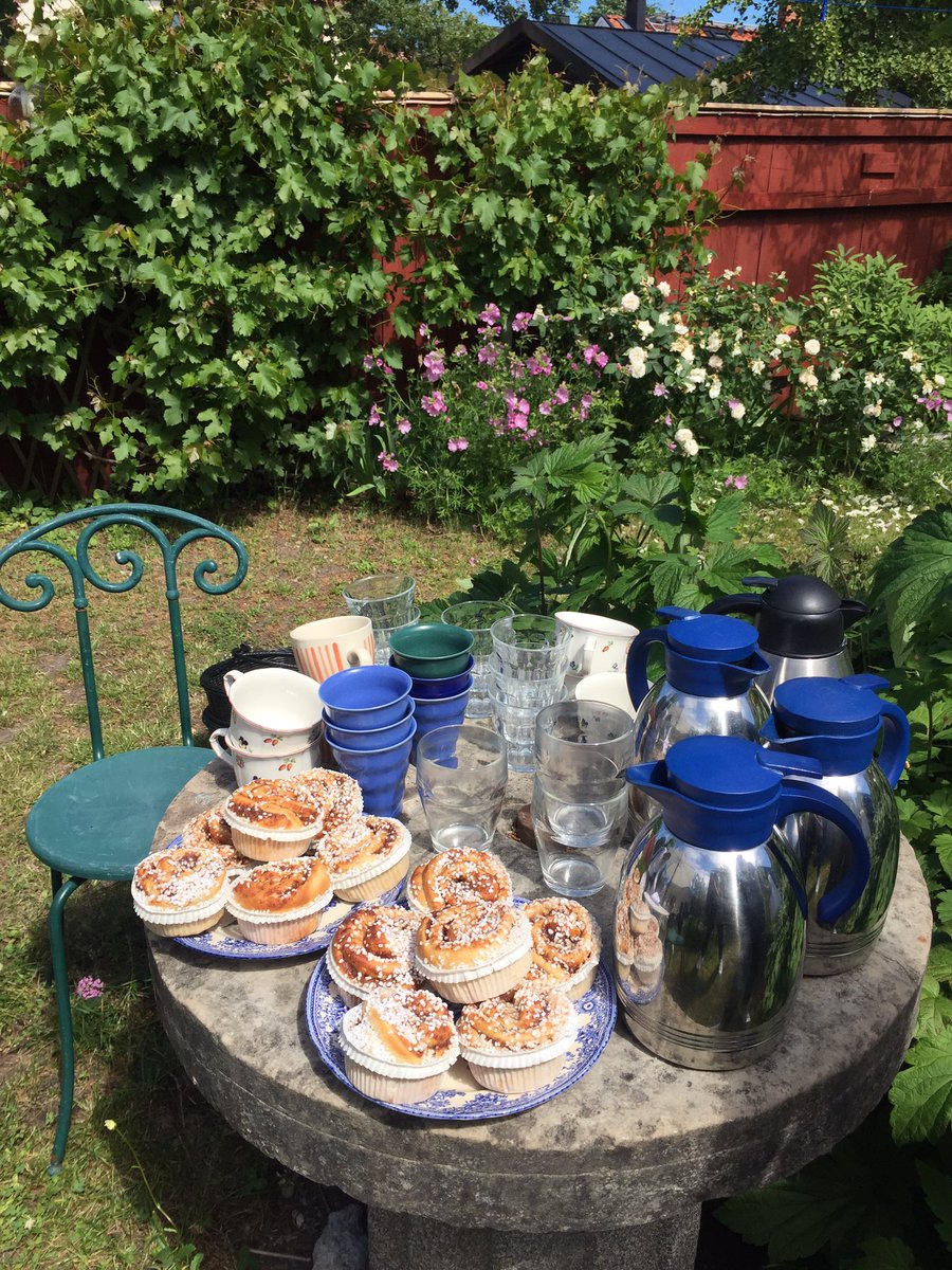 Från stabsråtta till affärsutvecklare med hjälp av #strategiskimprovisation. - tänkvärd slutsats av dagens samtal i #almedalen